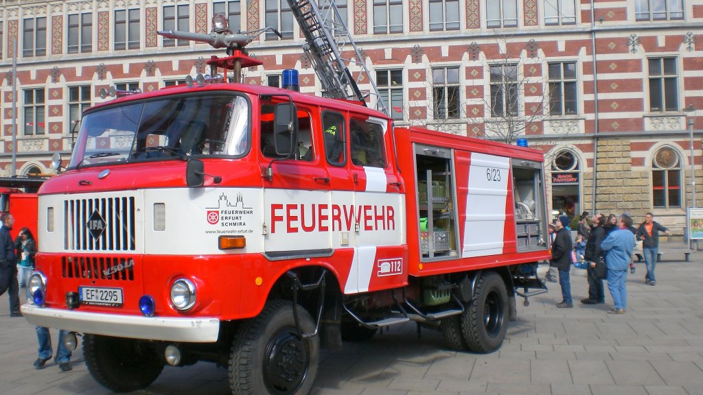 W 50 - Feuerwehrfahrzeug, Erfurt 27.3.2010