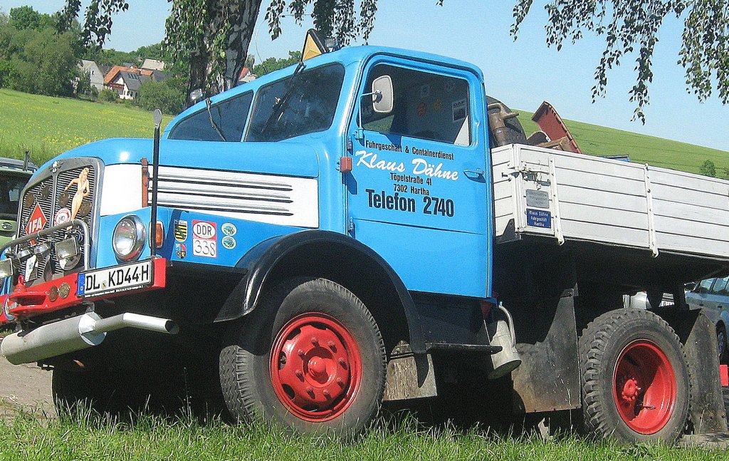 Alter LKW in Mgeln, 2010