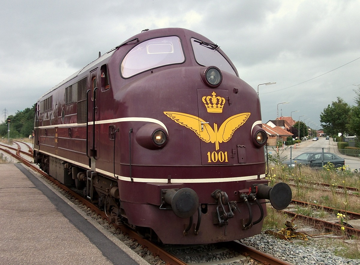F�r den R�ckweg des Sonderzuges wurde innerhalb D�nemarks die zweite Museumslok aktiviert...DSB Litra Mx 1001 steht hier nach erledigter Arbeit im d�nischen T�nder und wird zur R�ckfahrt vorbereitet. 07.09.2014 