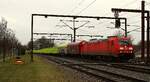DBCSC 185 322-2 war wohl bei GATX einkaufen...mal abgesehen von den beiden Shimms hinter der Lok bestand der Zug aus fast nagelneu wirkenden GATX Eamnos Wagen alle mit REV/GYP/2025. Padborg/DK 13.03.2026